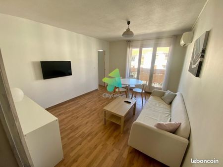 appartement 1 pièce 87 m²