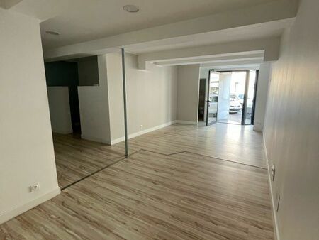 local commercial 100m2 rue de dunkerque