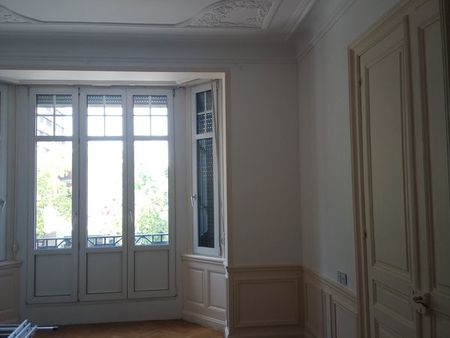 appartement rénové f6 à louer 150 m2