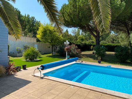 belle villa avec piscine proche la tremblade