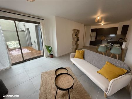 appartement 3 pièces 64 m²