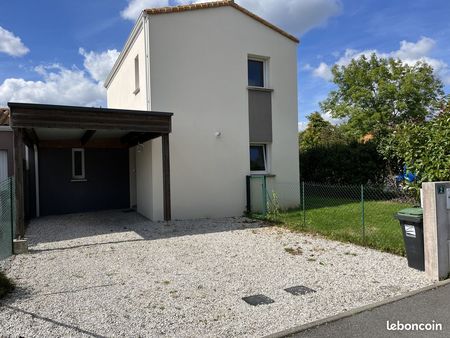 maison 4 pièces 80 m²