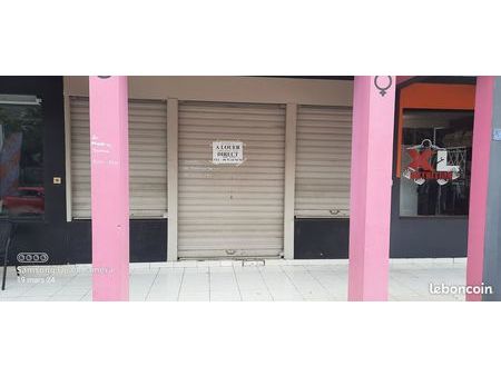 local commercial 42 m2 saint paul centre