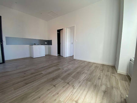 vente appartement 2 pièces à la chaize-le-vicomte (85310) : à vendre 2 pièces / 32m² la ch