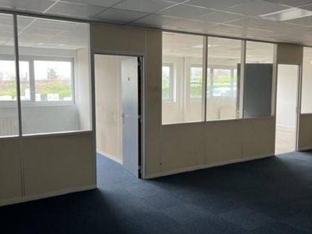 bureau 297 m²