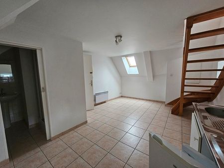 duplex 22 m² - centre auray