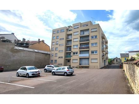 bel f3 de 65m²  2 chambres  balcon  garage et place de stationnement