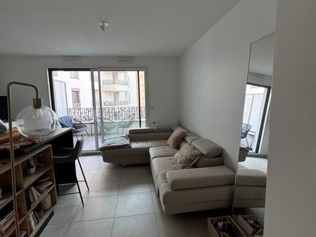 location courte durée / studio 27m² - lyon saxe gambetta