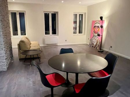 nancy rue stanislas superbe duplex 110 m2