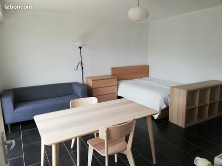 location appart studio t1 meublé 32m² laval