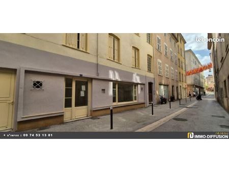 local commercial 27 m²