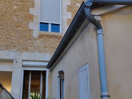 vente maison 5 pièces de 110 m² à bergerac (24100)