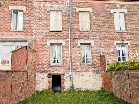 vente maison traditionnelle 6 pièces de 110 m² à soissons (02200)