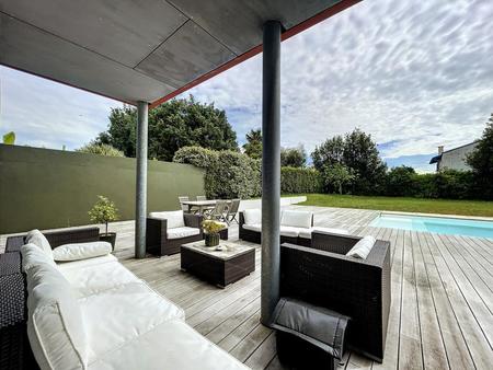 maison d'architecte entre plages et 5 cantons