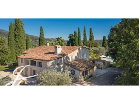 maison avec piscine et jardin le tignet (06)