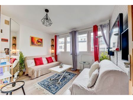 loue joli appartement confortable 2 pièces 41m2 meublé avec parking et cave octobre - juin