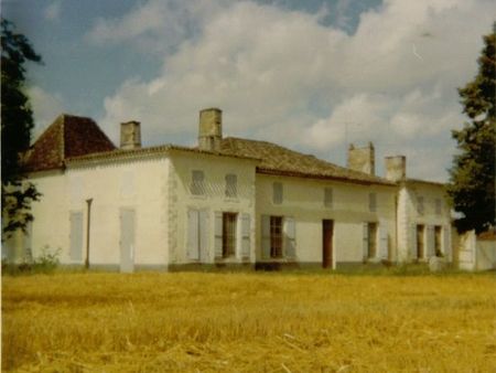 petit manoir et son parc terrain