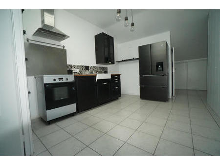 location appartement 3 pièces à quimper (29000) : à louer 3 pièces / 60m² quimper