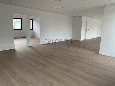 local professionnel - 131m² - arras