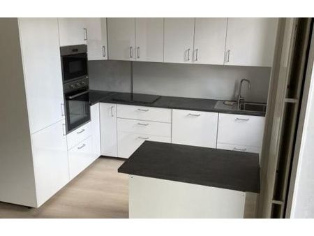 location appartement 5 pièces 94 m² villeurbanne (69100)