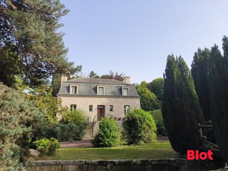 vente blot immobilier - propriete de caractere de 190m² sur 8 426 m² de terrain