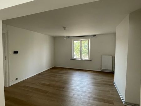 appartement lumineux entièrement remis à neuf