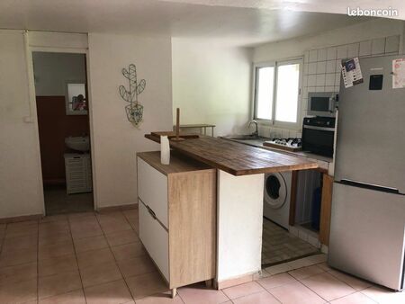 location bas de villa 2 chambres