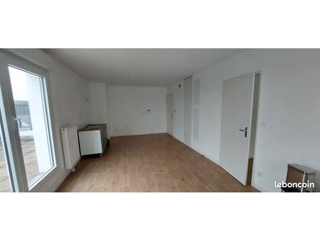 appartement t2 43m² à loos (parking)