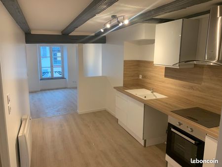 30 m² - non meublé  chambre séparée. calme et lumineux