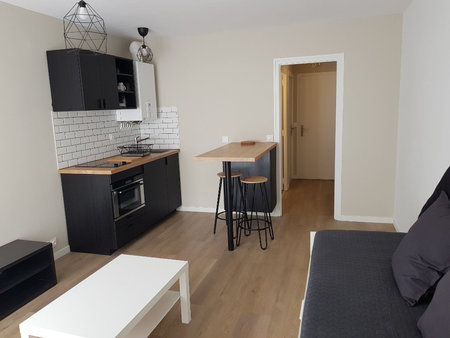 appartement studio meublé mont de marsan parking et extérieur