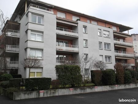 loue beau 2 pièces 48m² avec garage balcon et ascenseur