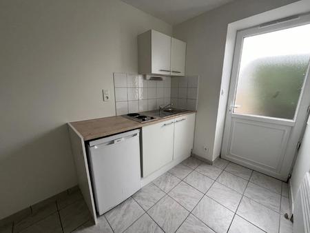 location appartement 2 pièces à cholet (49300) : à louer 2 pièces / 23m² cholet