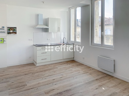 immeuble 12 pièces - 230 m²