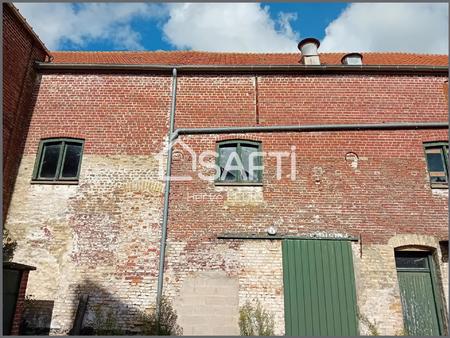 hangar beton et grands batiments en briques