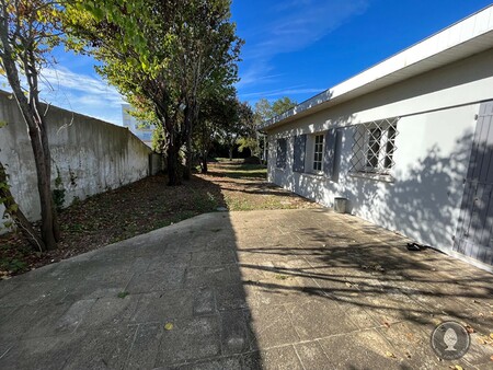 maison de luxe à vendre dans le quartier saint maurice-fetilly