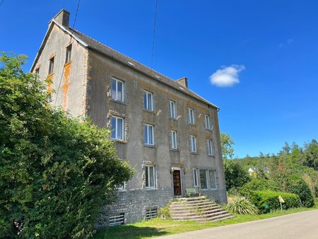 finistere près de carhiax-plougher  charmante maison en pierre