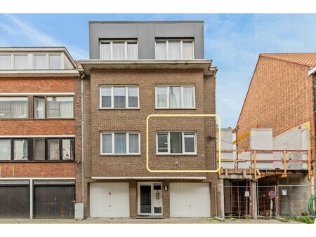 appartement te koop in deinze met 1 slaapkamer