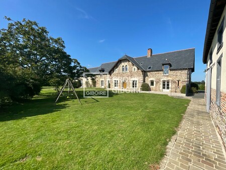 maison de luxe à vendre dans le quartier centre