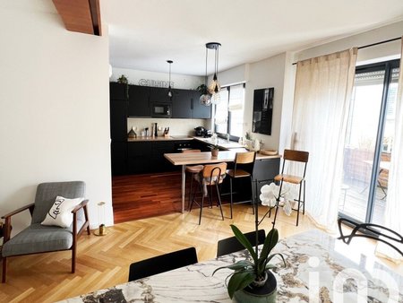 vente maison traditionnelle 7 pièces de 127 m² à tours (37000)