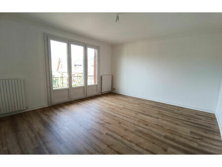 location appartement 5 pièces 89 m² rodez (12000)