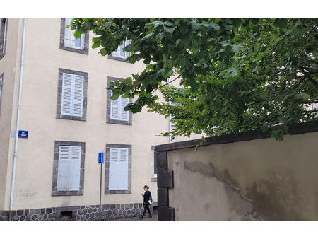 vente appartement 1 pièce 26 m² clermont-ferrand (63000)