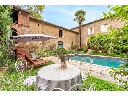 maison de luxe à vendre dans le quartier saint cyprien