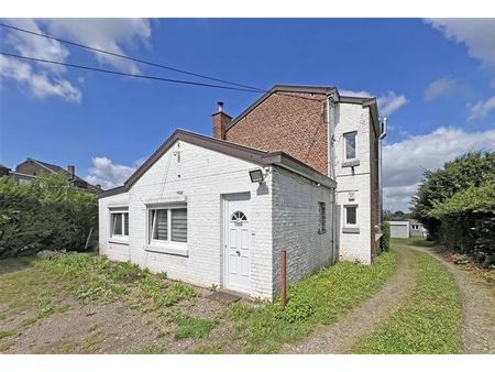 maison 3 ch. - jardin - 11 garages - terrain 1270m²