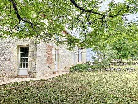 jolie maison de campagne en pierre