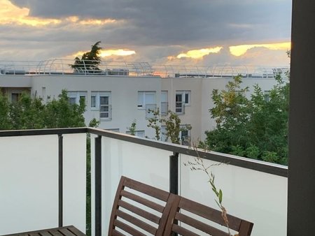 vente appartement 2 pièces de 45 m² à évry (91000)