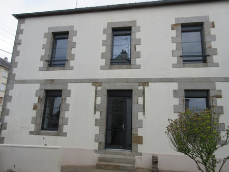 maison fougeres 4 pièce(s) 100 m2