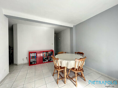 frontignan : appartement t2 39.98 m² loi carrez. balcon. ascens