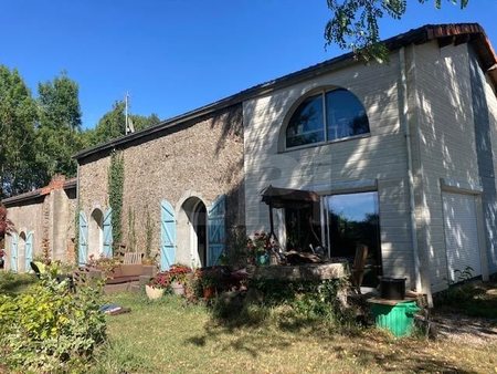 vente maison 7 pièces 208 m²