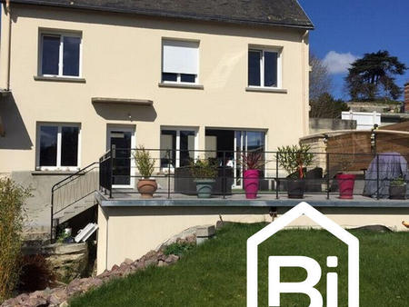 location maison à caen (14000) : à louer / 119m² caen