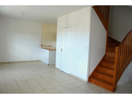 location appartement 3 pièces à vezin-le-coquet (35132) : à louer 3 pièces / 65m² vezin-le